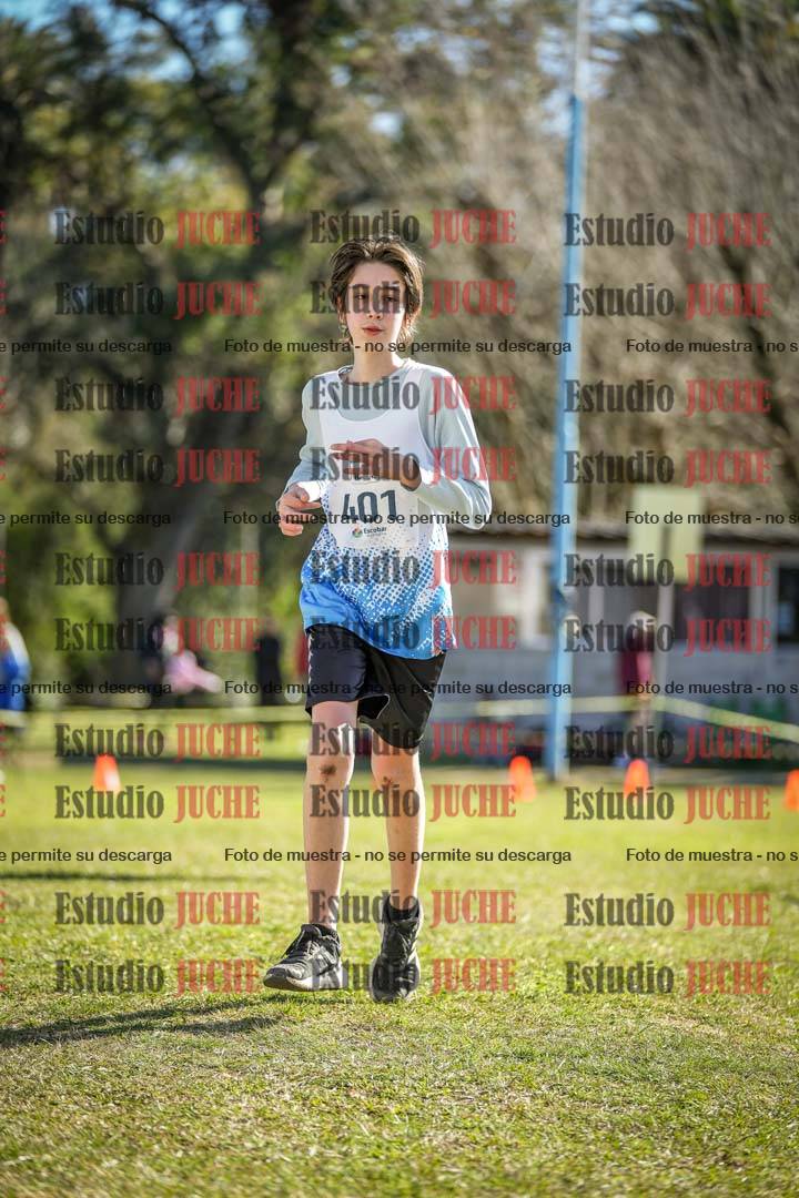 Fotos de la llegada del cross de 2000 m