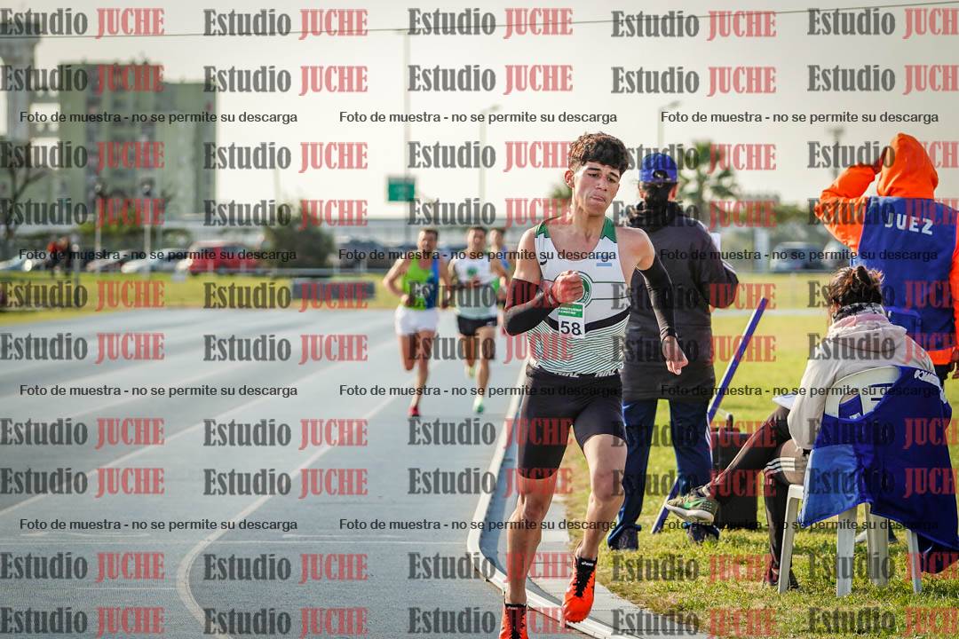 Fotos de los 3000 m llanos de varones