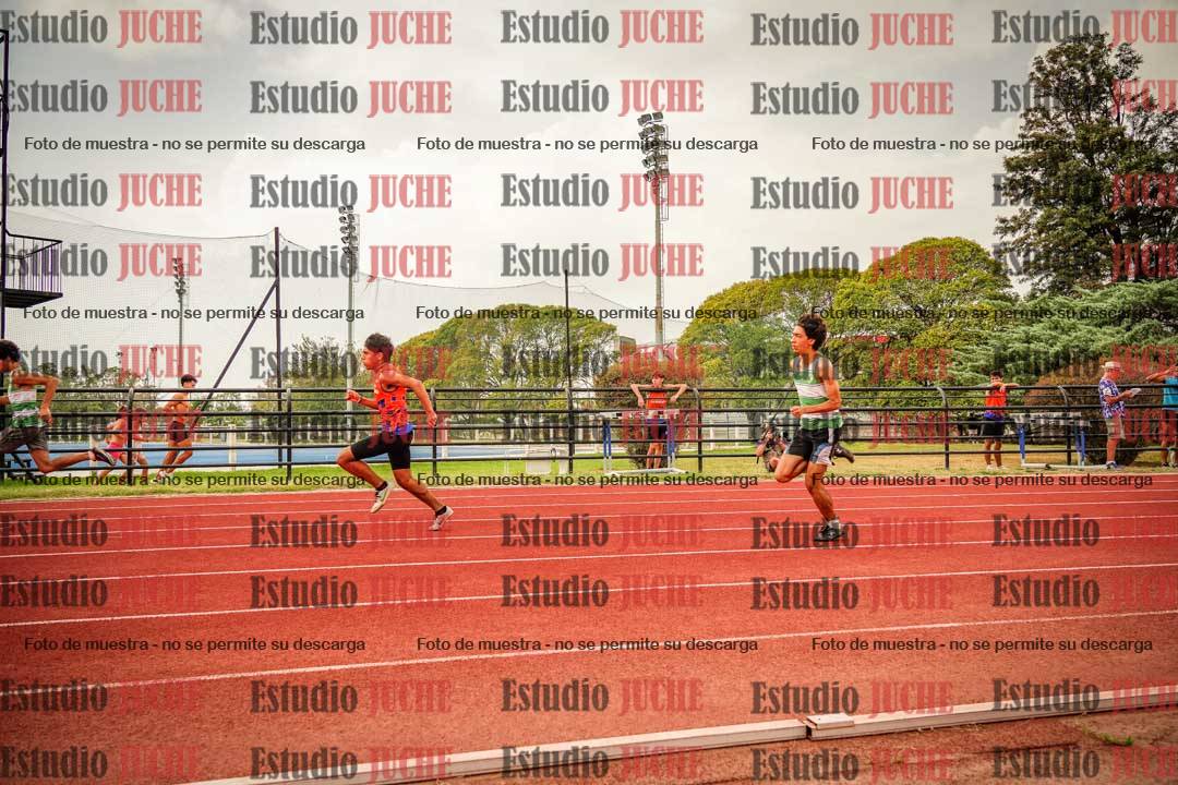 Fotos de los 200 m llanos de varones