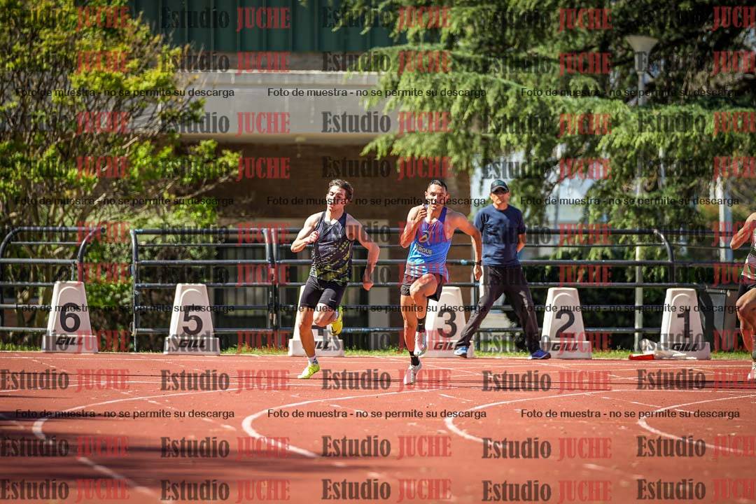 Fotos de los 200 m llanos de varones