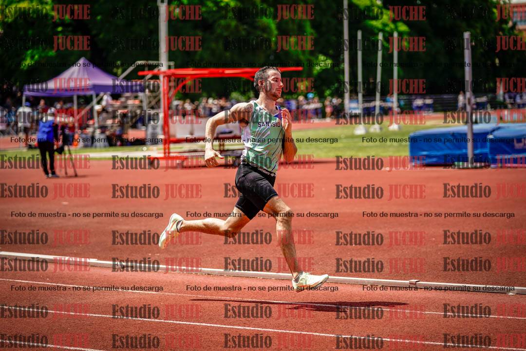 Fotos de los 400 m llanos de varones