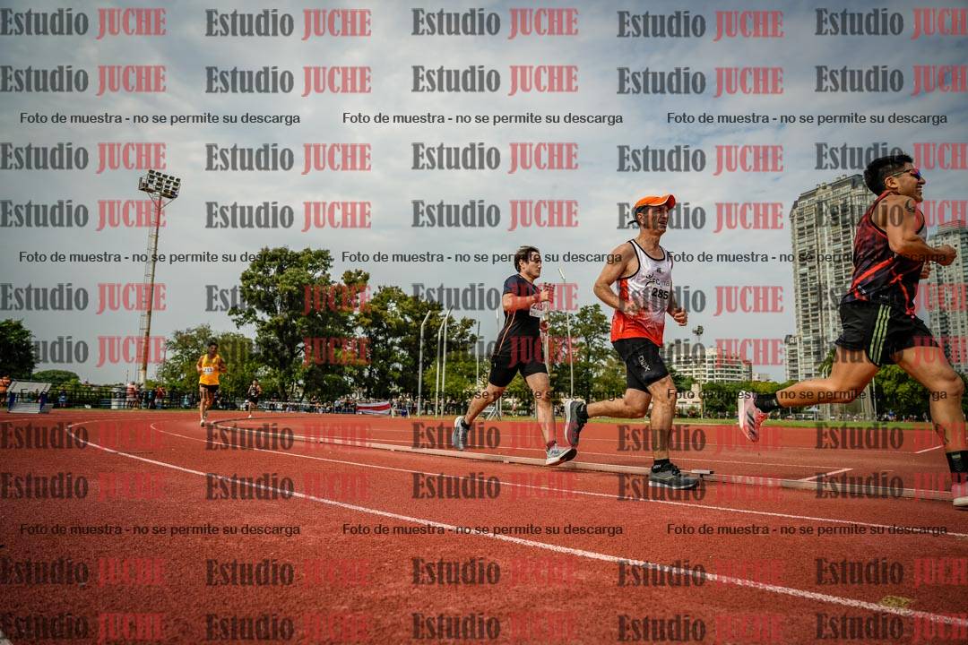 Fotos de los 3000 m llanos de varones