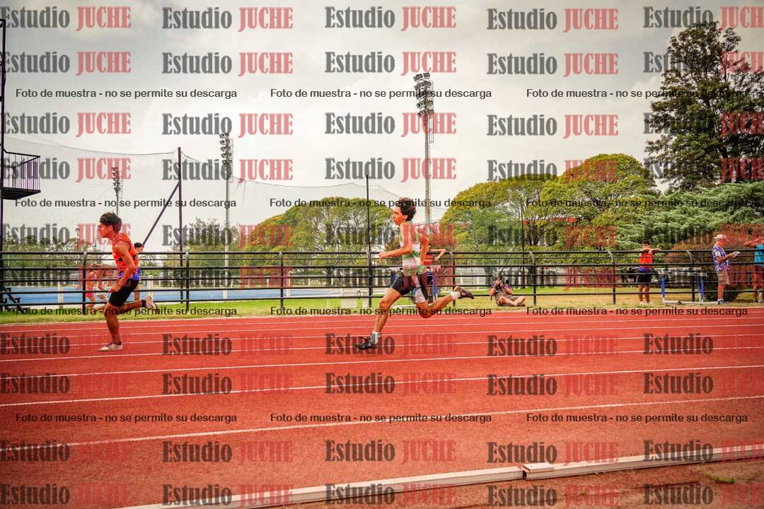 Fotos de los 200 m llanos de varones