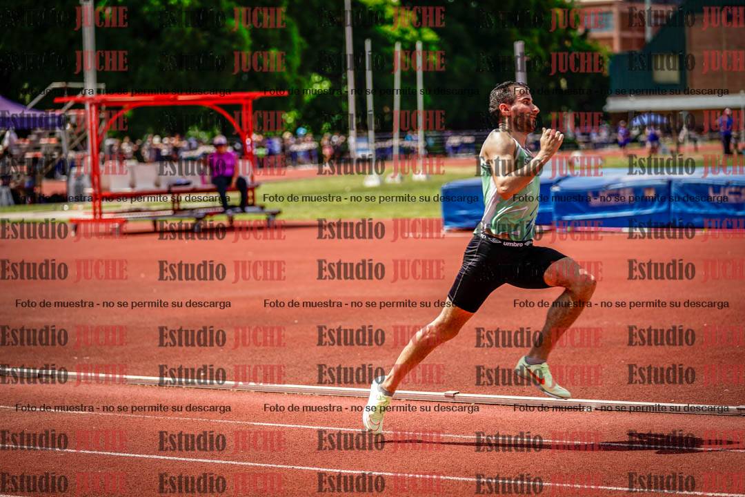Fotos de los 400 m llanos de varones