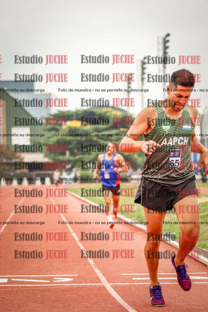 Fotos de los 800 m llanos de varones