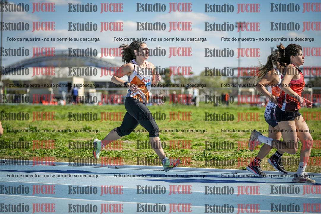 Fotos de los 5000 m llanos de mujeres y varones