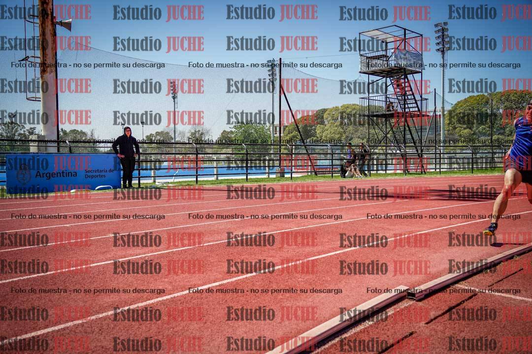 Fotos de los 200 m llanos de varones