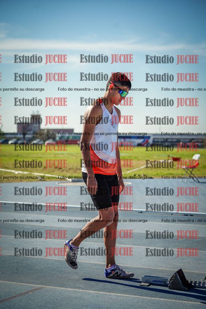 Fotos de los 400 m llanos de varones