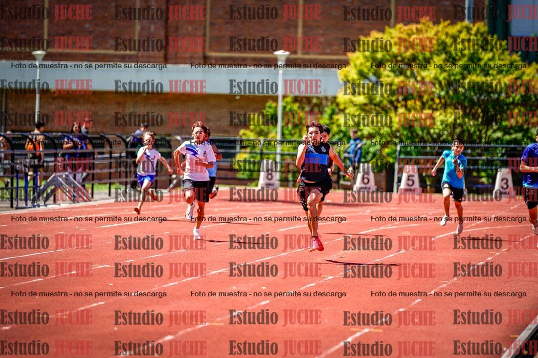 Fotos de los 150 m llanos de varones
