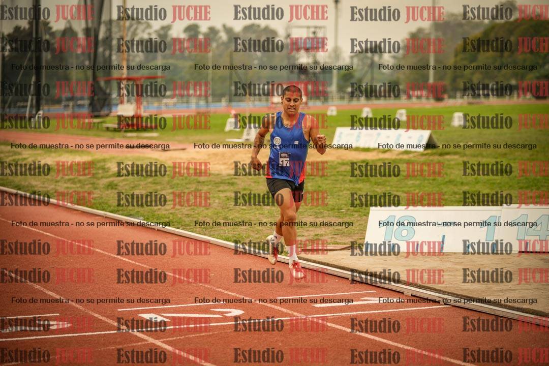 Fotos de los 800 m llanos de varones