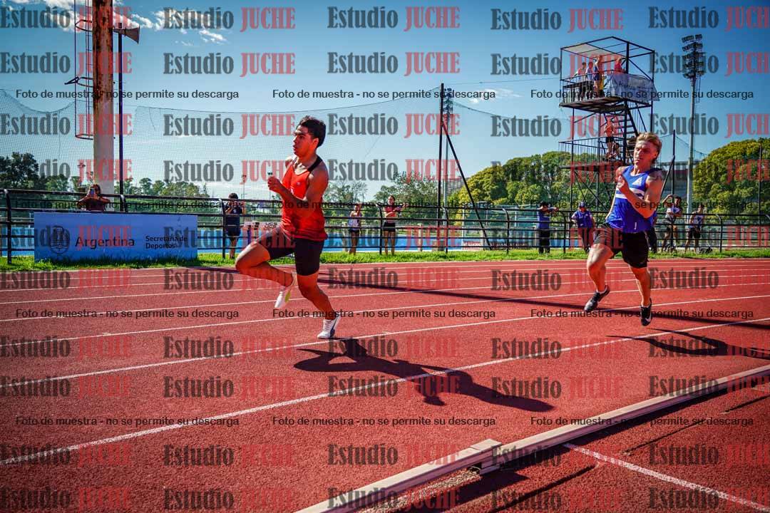 Fotos de los 200 m llanos de varones