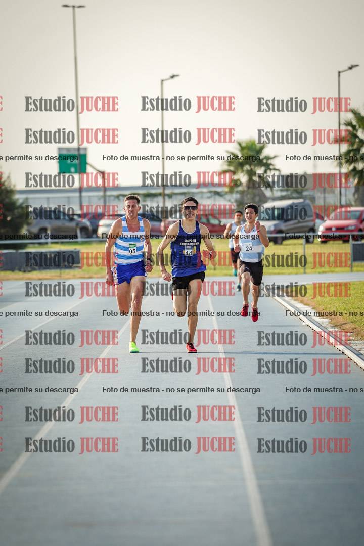 Fotos de los 3000 m llanos de varones