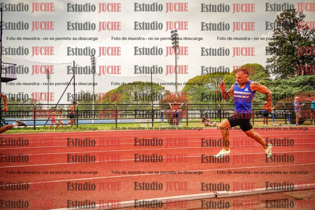 Fotos de los 200 m llanos de varones