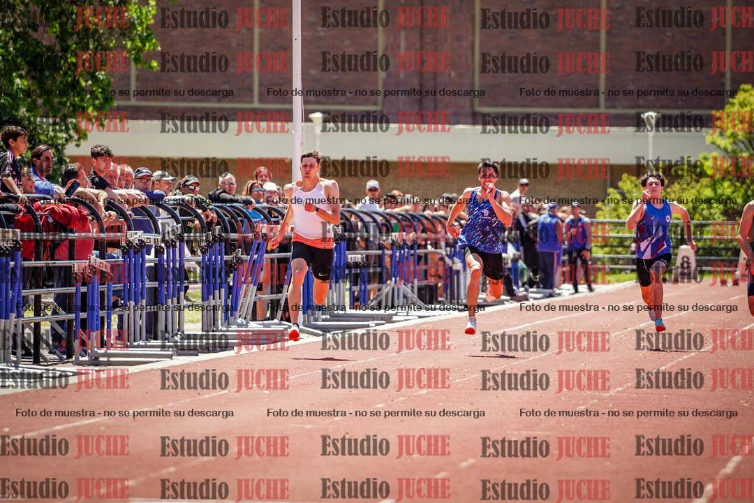 Fotos de los 100 m llanos de varones