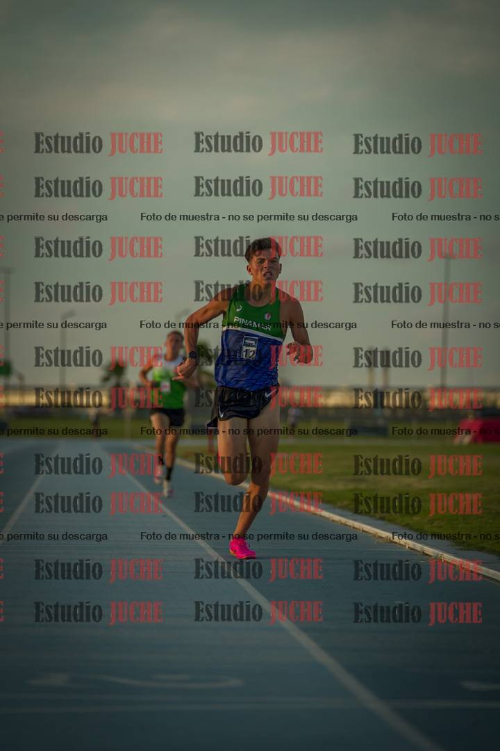 Fotos de los 3000 m llanos de varones