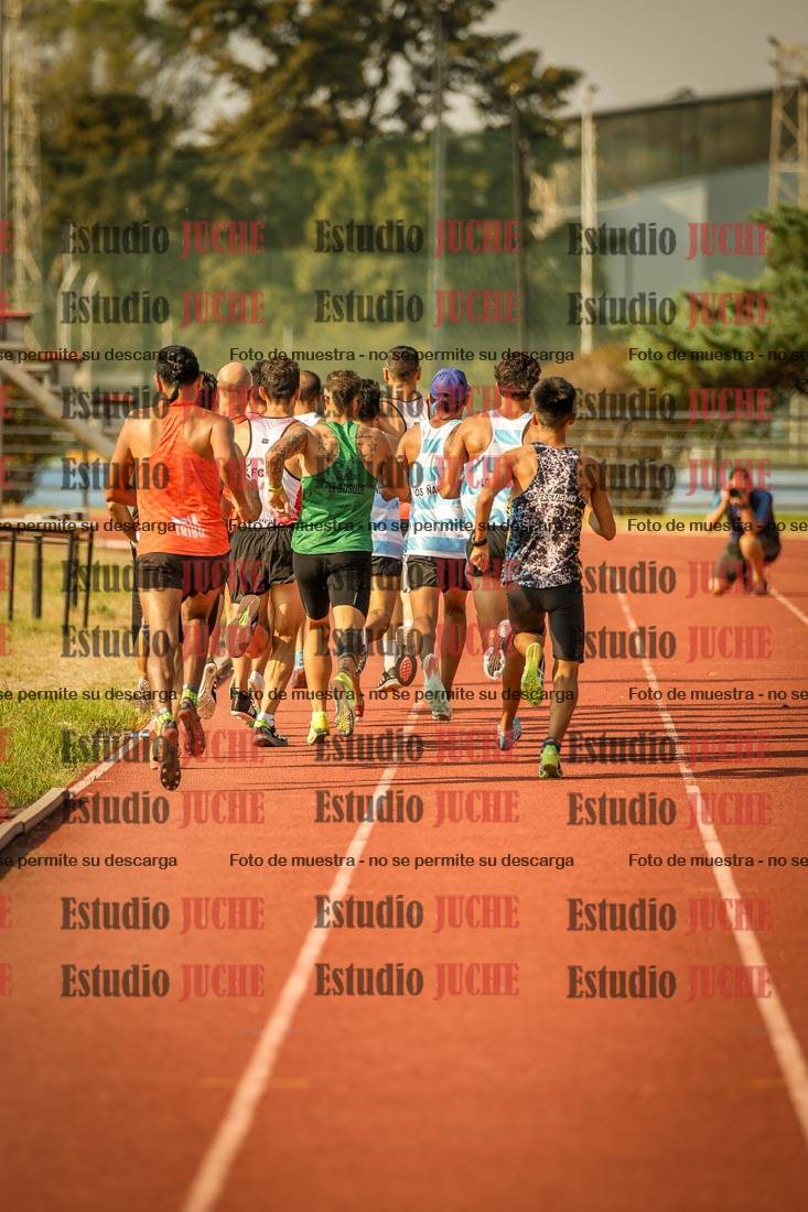 Fotos de los 1500 m llanos de varones