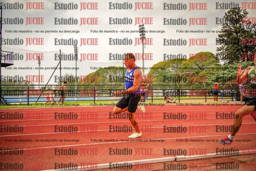 Fotos de los 200 m llanos de varones