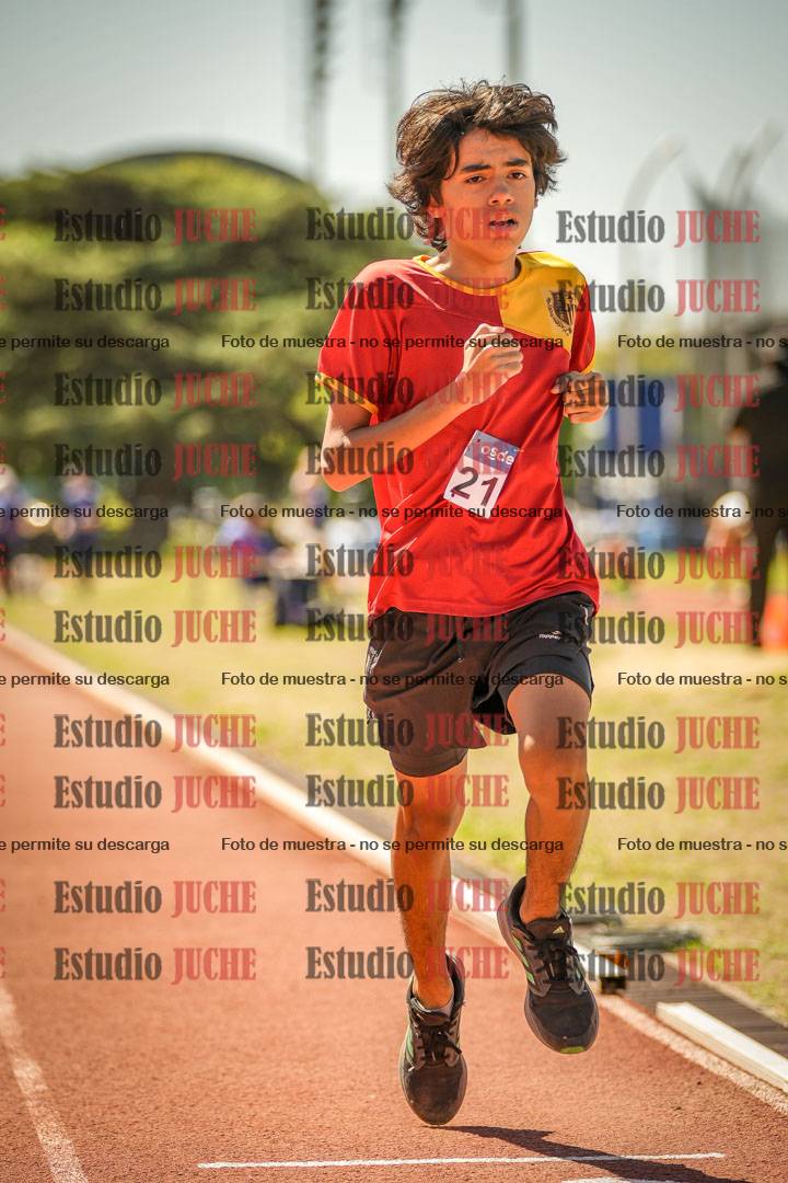 Fotos de los 600 m llanos de varones