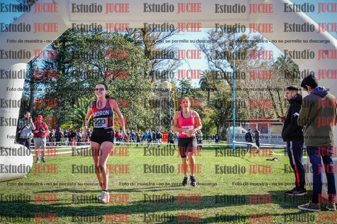 Fotos de la llegada del cross de 6000 m