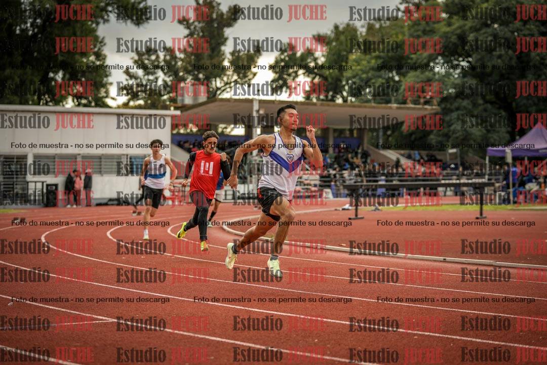 Fotos de los 400 m llanos de varones