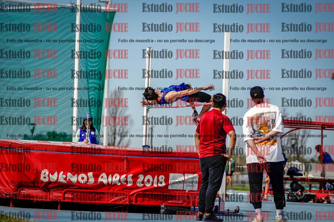 Fotos del salto en alto de varones