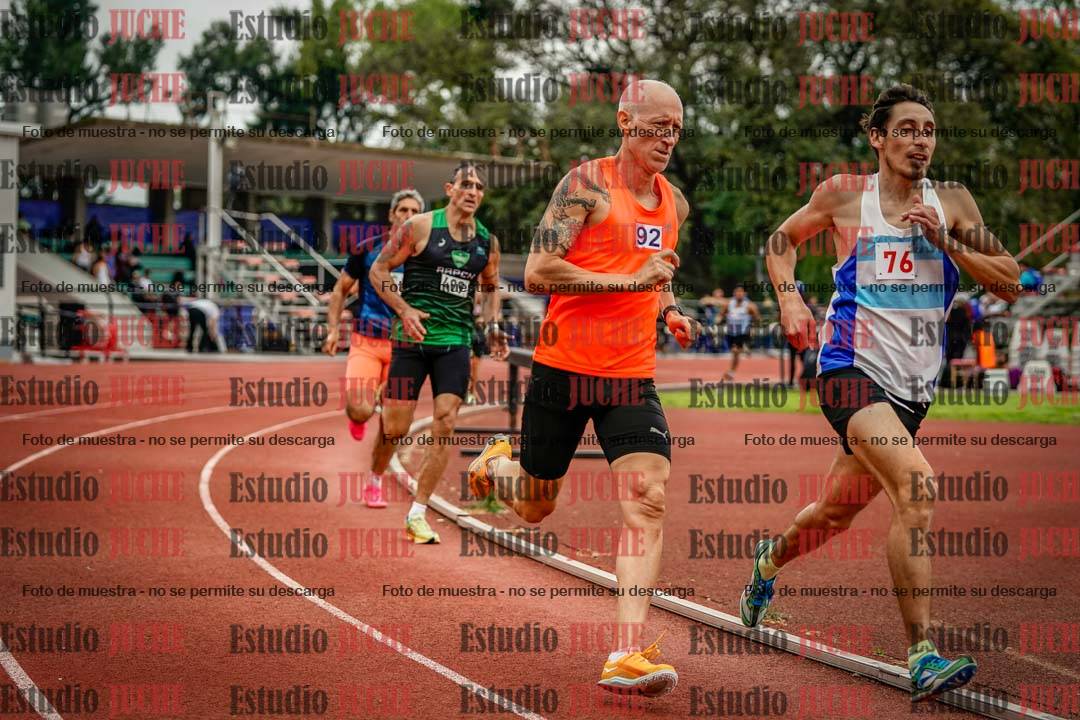 Fotos de los 800 m llanos de varones