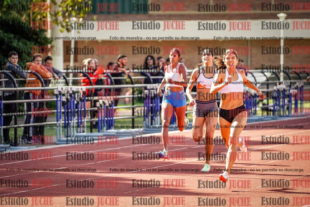 Fotos de los 400 m llanos de mujeres