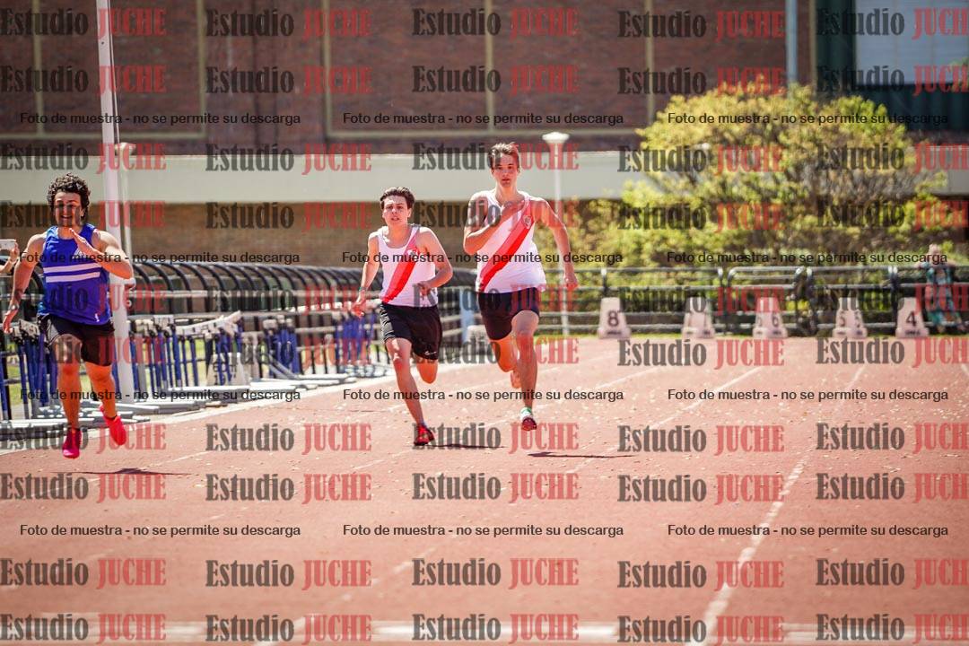 Fotos de los 200 m llanos de varones