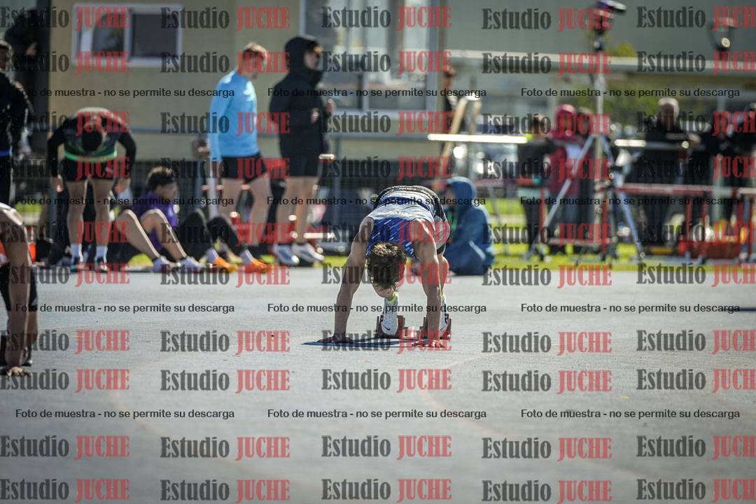 Fotos de los 400 m llanos de varones