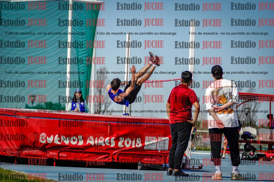 Fotos del salto en alto de varones