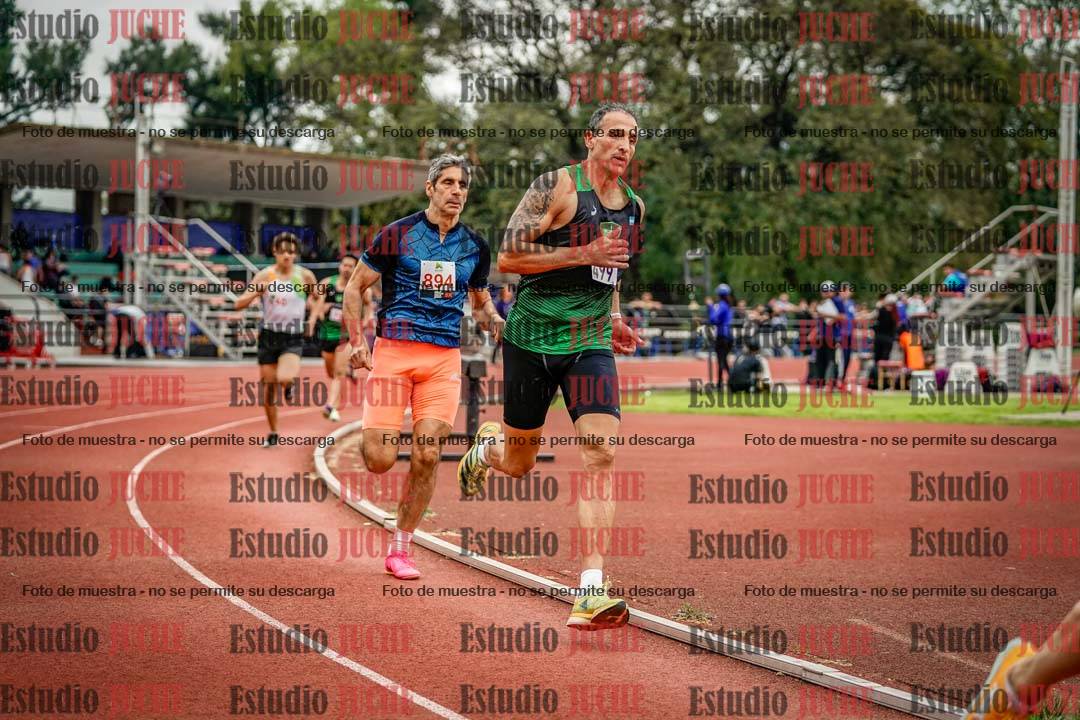 Fotos de los 800 m llanos de varones