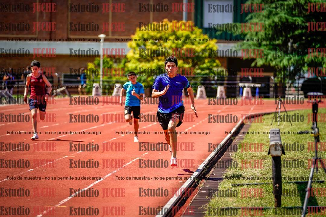 Fotos de los 150 m llanos de varones