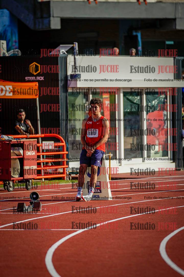 Fotos de los 400 m con vallas de varones