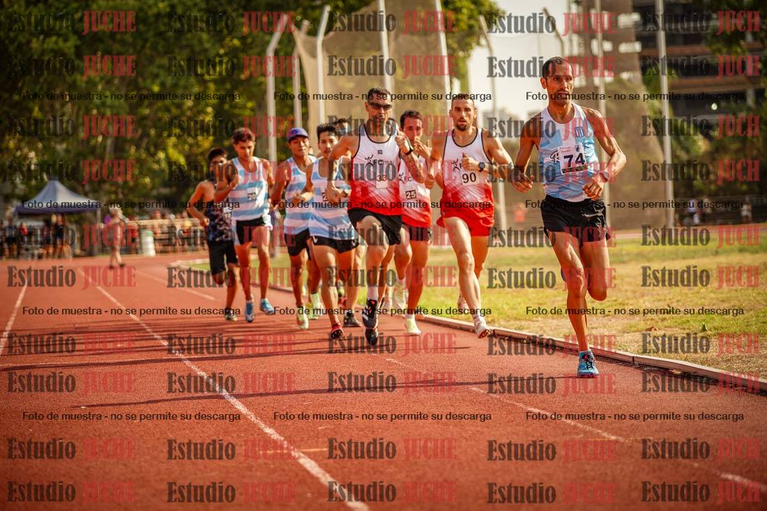 Fotos de los 1500 m llanos de varones