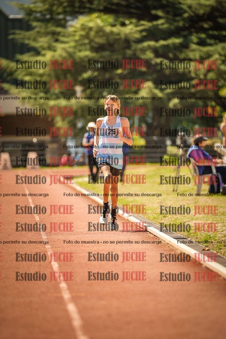 Fotos de los 600 m llanos de varones