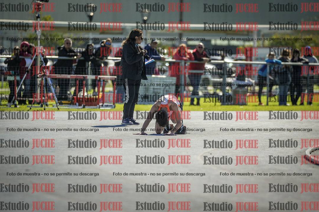 Fotos de los 400 m llanos de varones
