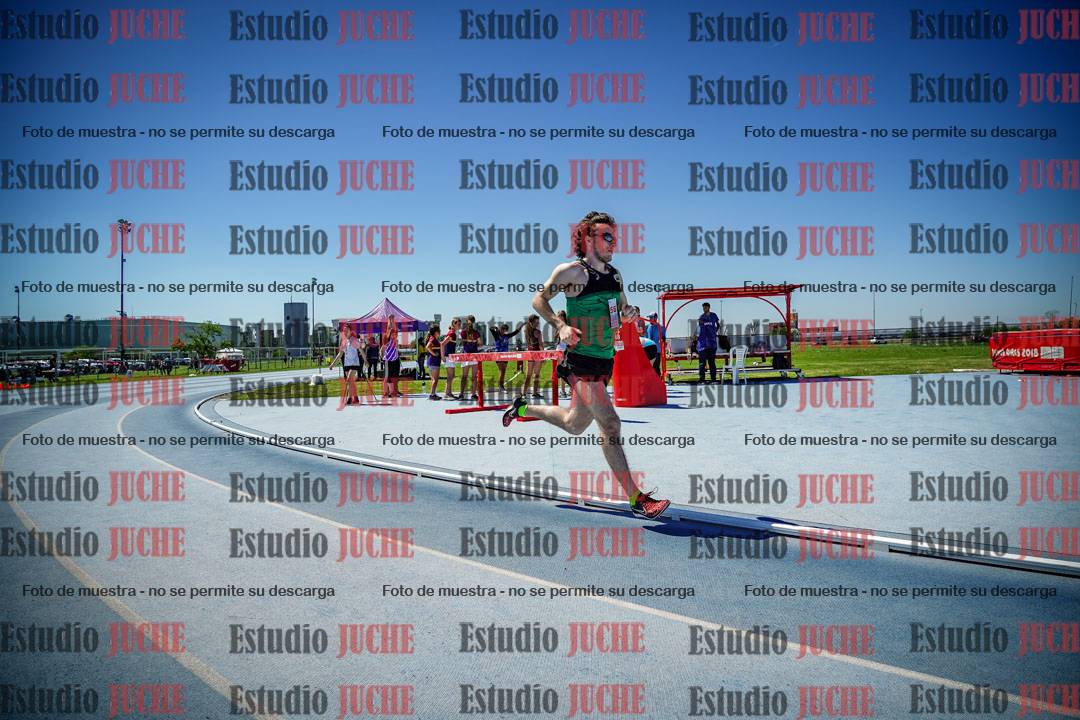 Fotos de los 800 m llanos de varones