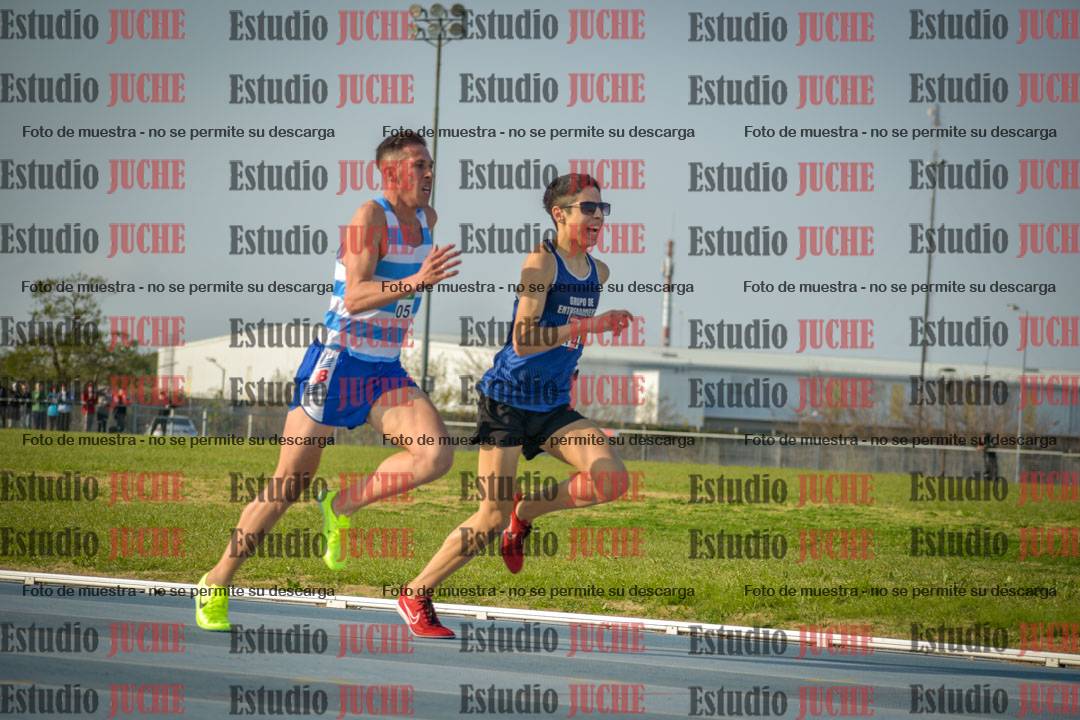 Fotos de los 3000 m llanos de varones