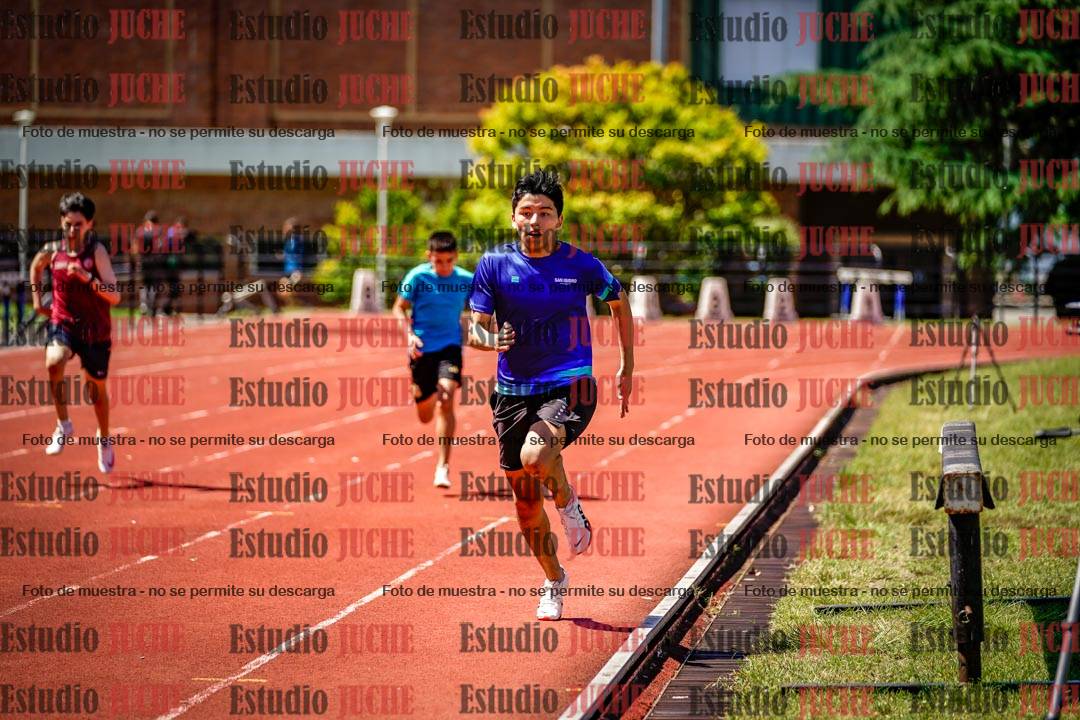 Fotos de los 150 m llanos de varones
