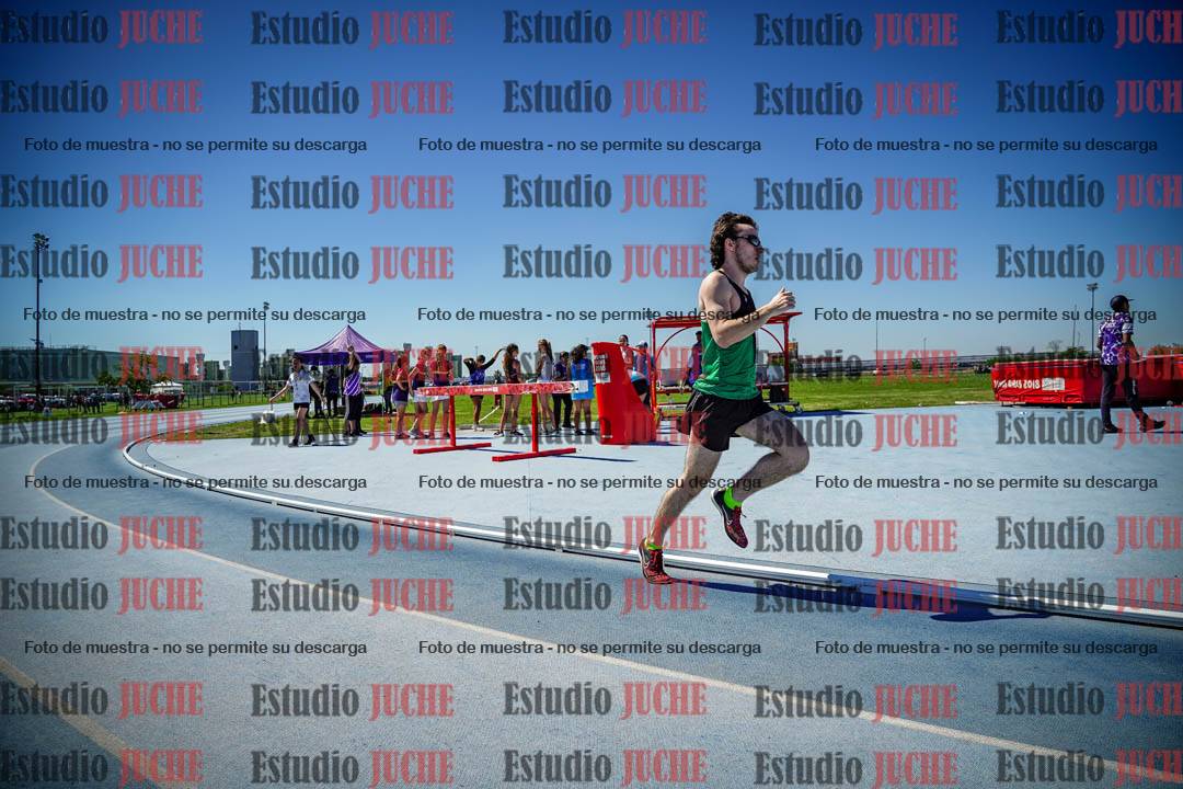 Fotos de los 800 m llanos de varones