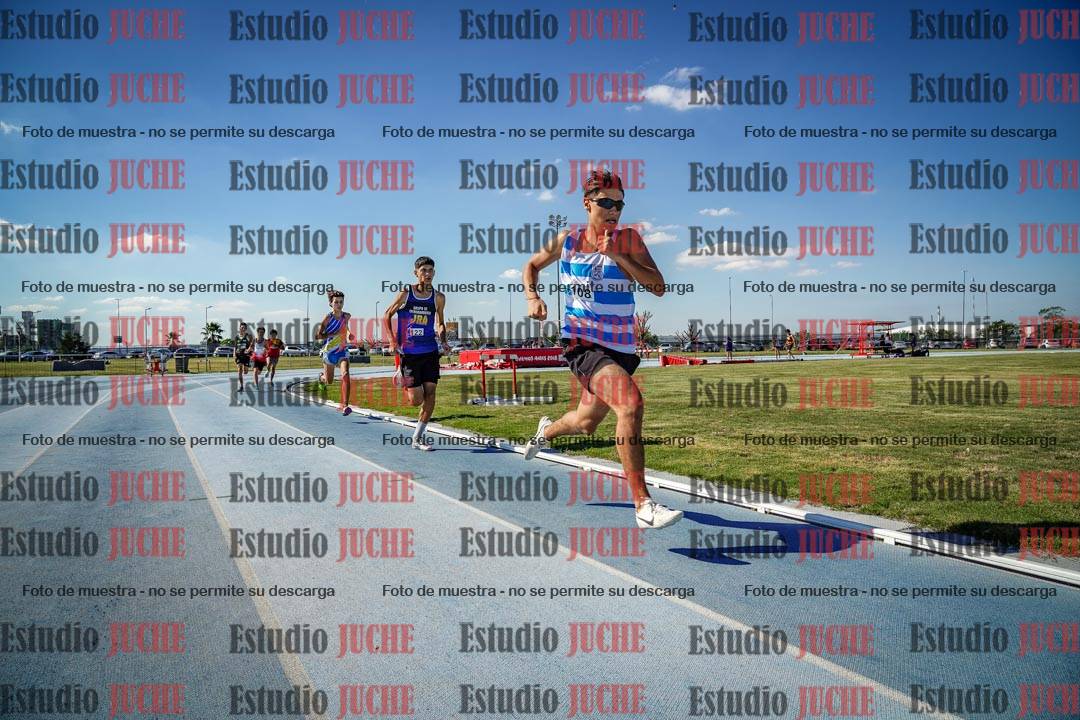 Fotos de los 600 m llanos de varones