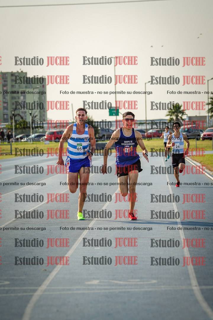 Fotos de los 3000 m llanos de varones