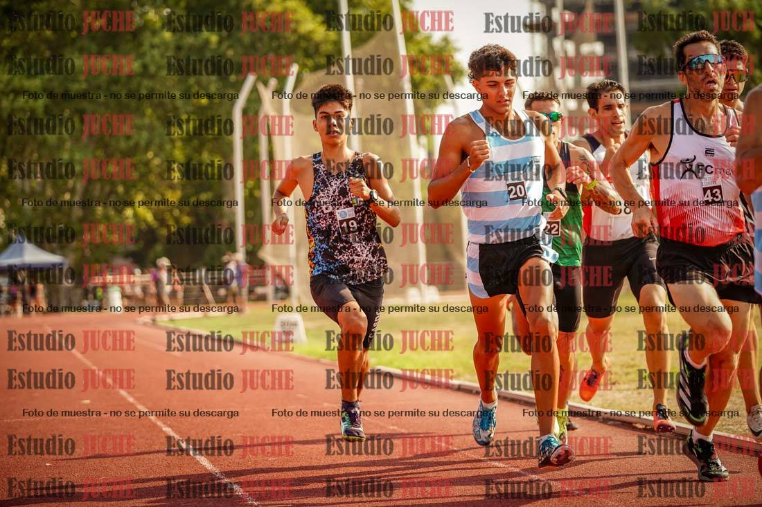 Fotos de los 1500 m llanos de varones