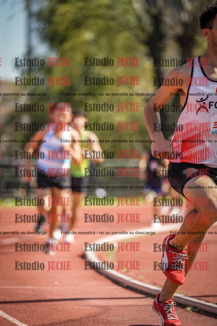 Fotos de los 1500 m llanos de varones