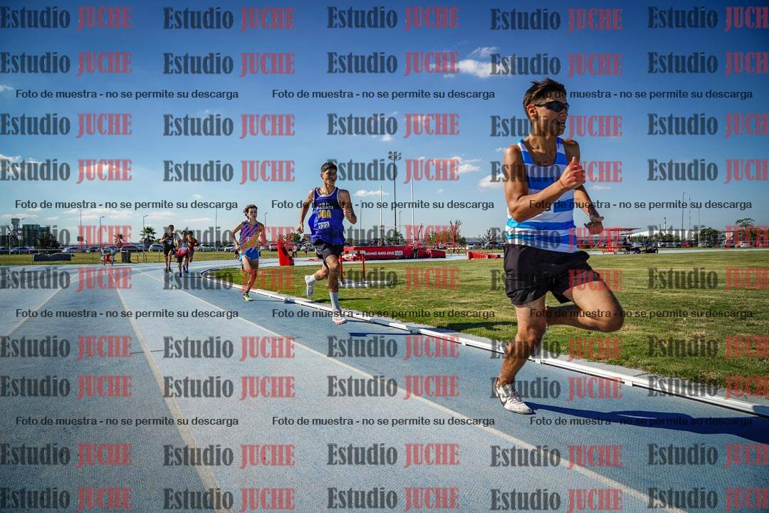 Fotos de los 600 m llanos de varones