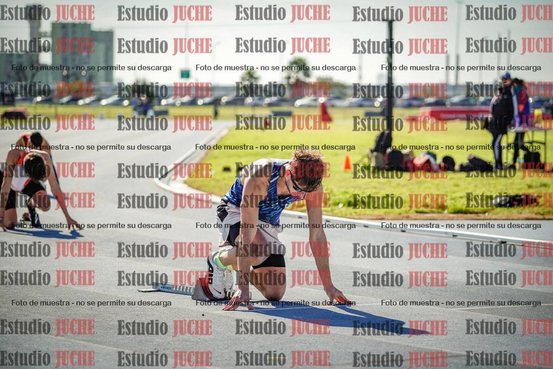 Fotos de los 400 m llanos de varones
