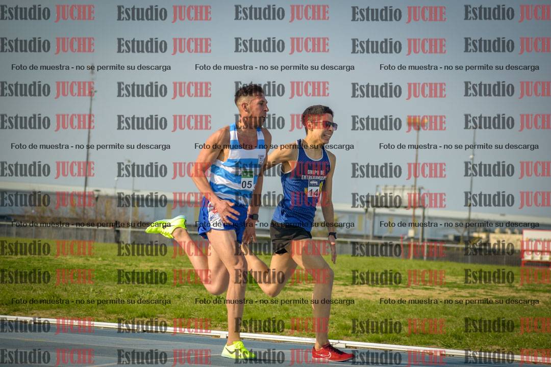 Fotos de los 3000 m llanos de varones