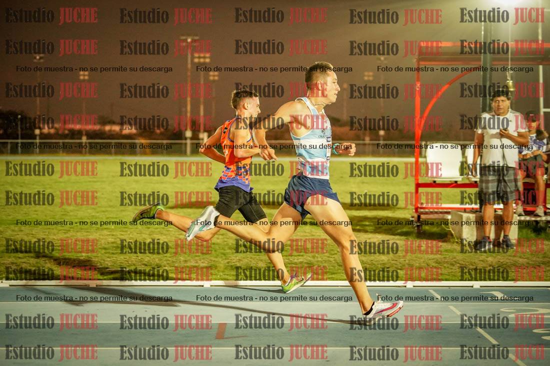 Fotos de los 3000 m llanos de varones