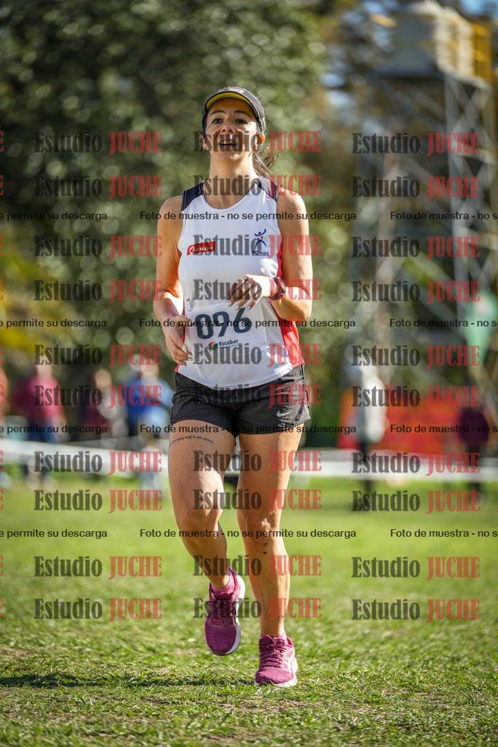 Fotos de la llegada del cross de 6000 m