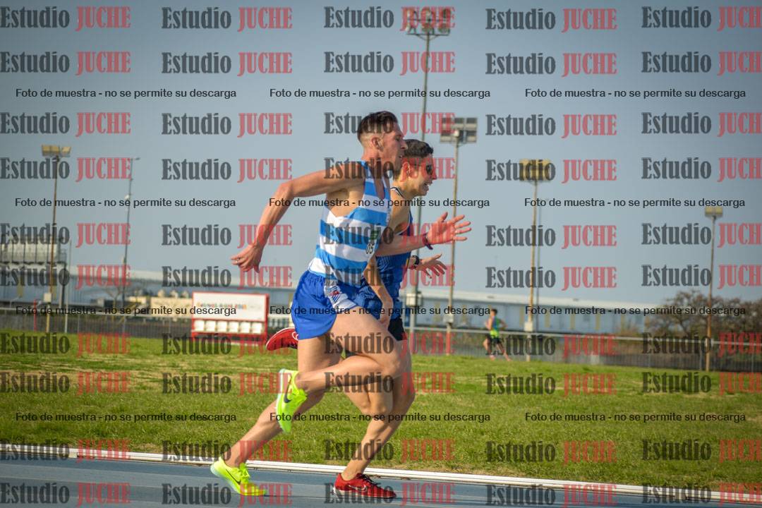 Fotos de los 3000 m llanos de varones